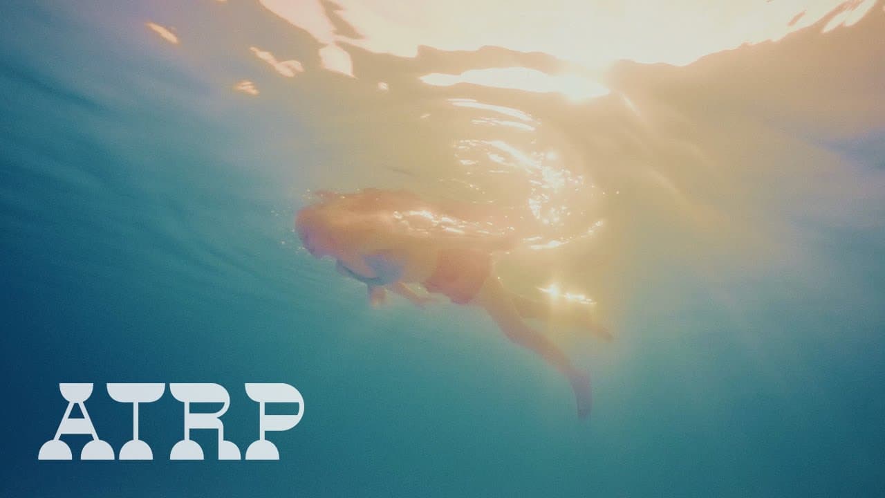 CHUU - Underwater MV