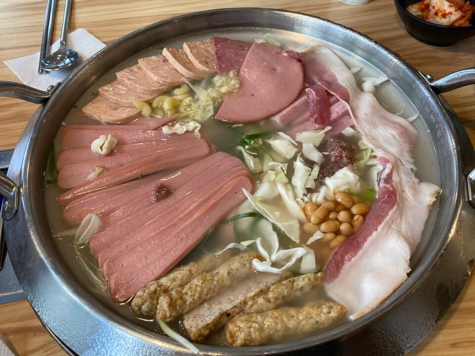 Budae-jjigae