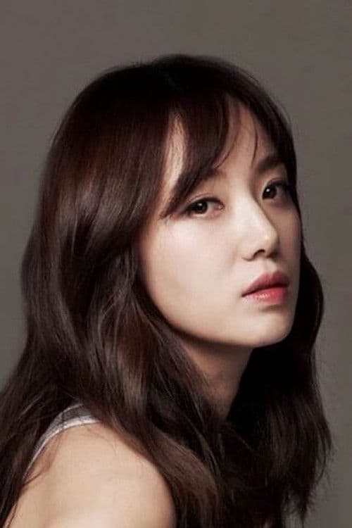 Kim Min-kyung (2143848)