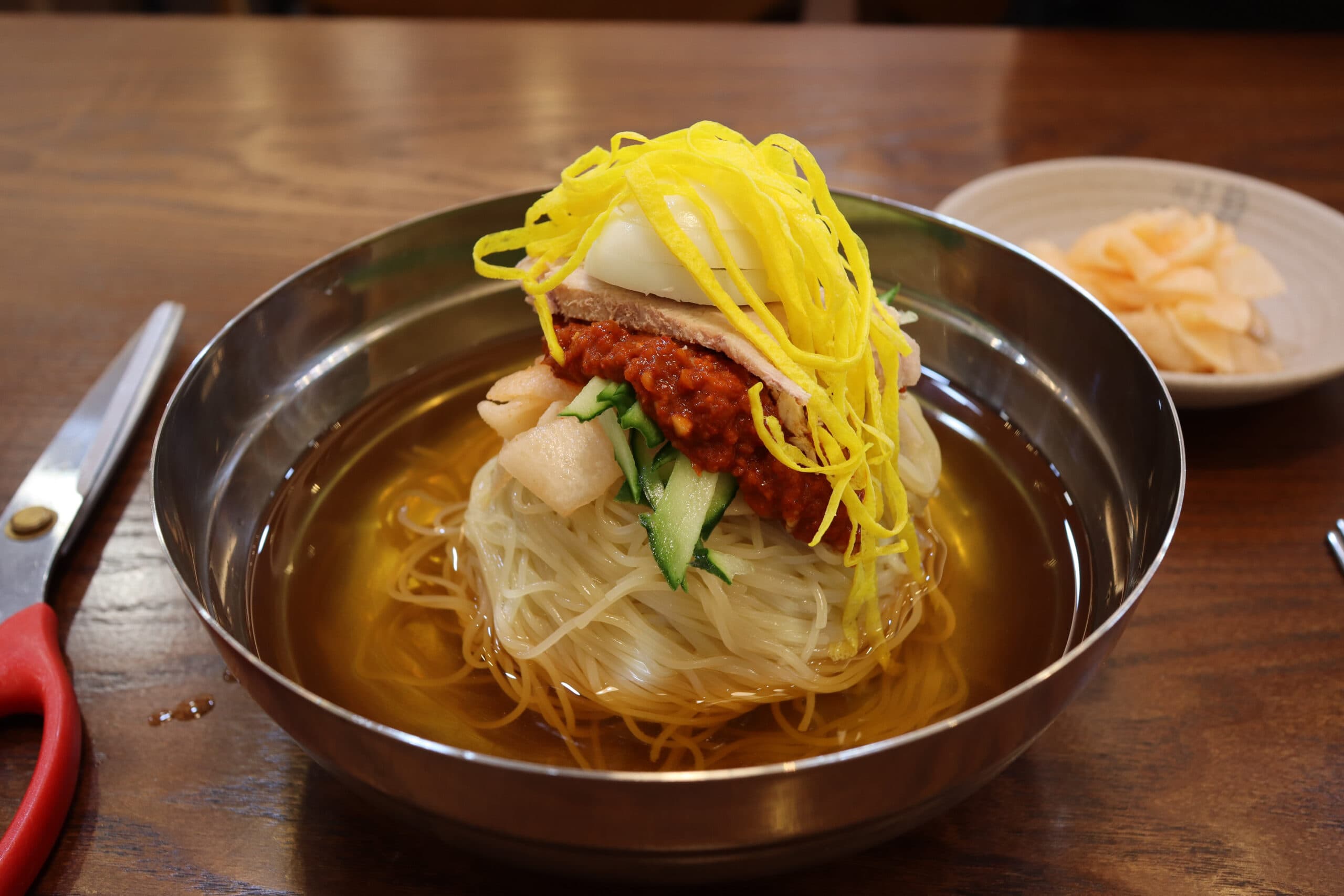 Milmyeon (Macarrão de Trigo Frio de Busan)